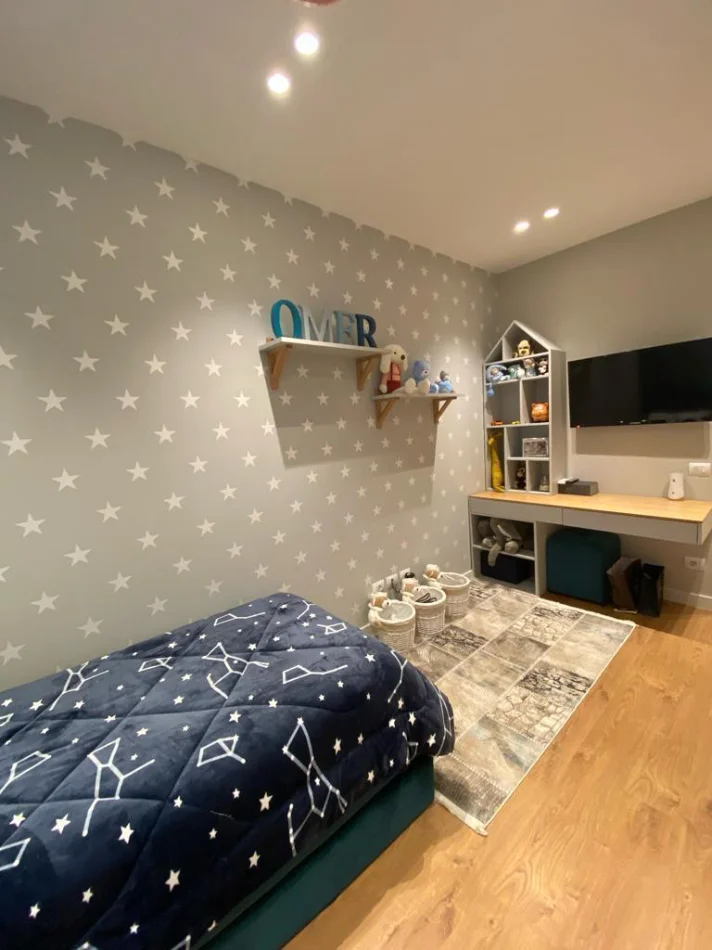 Tirane, shitet apartament 3+1 , 181 m² 355.000 € (Fusha Aviacionit, Kompleksi Turdiu)