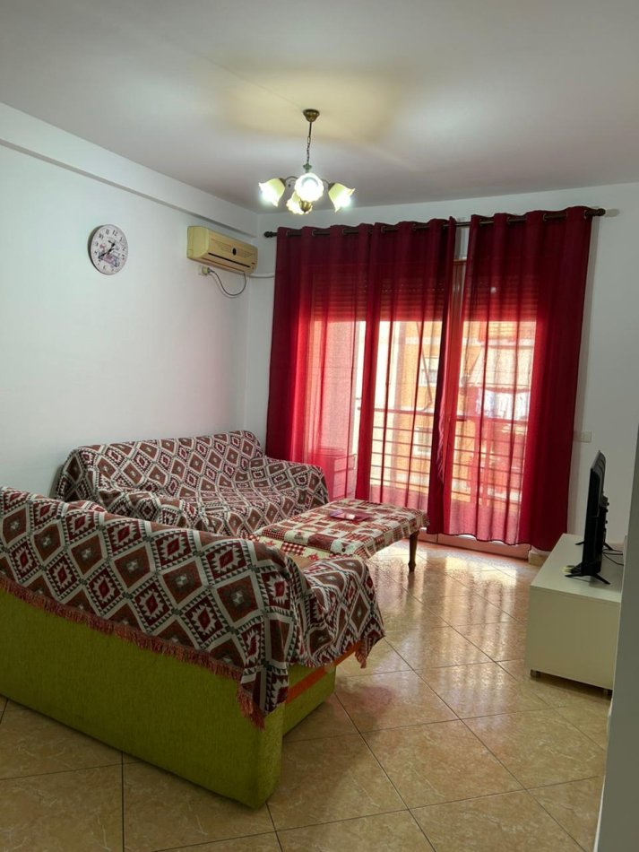 Tirane, jepet me qera apartament 3+1 Kati 9, 120 m² 750 € (Don Bosko)