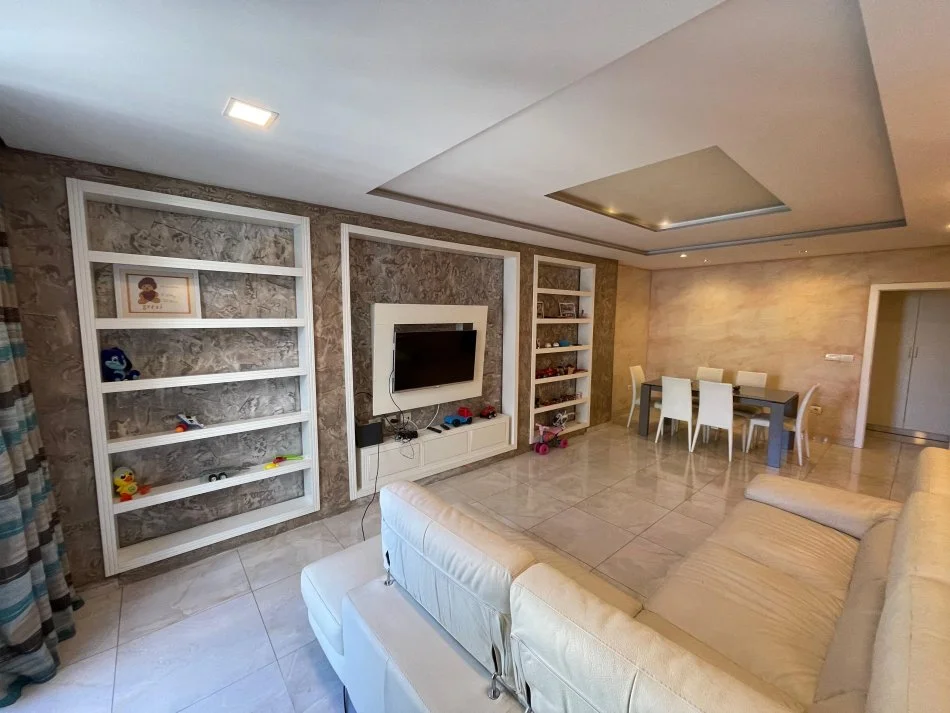 Tirane, shitet apartament 2+1 Kati 3, 115 m² 220.000 € (Liqeni i Thate)