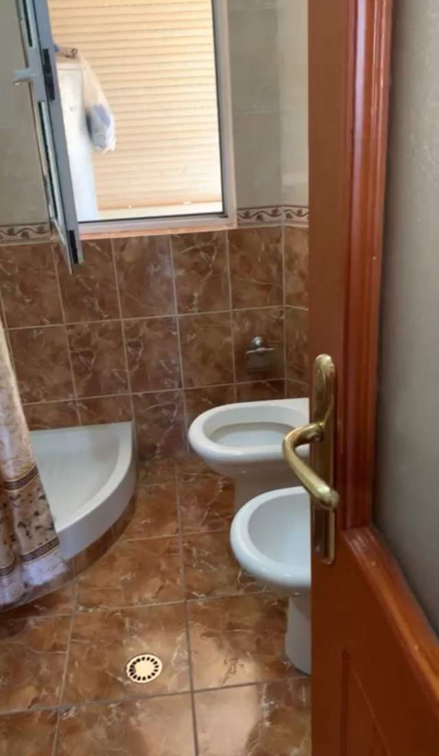 Tirane, jepet me qera apartament 1+1+BLK Kati 3, 56 m² 35.000 Leke (rruga Niko Avrami)