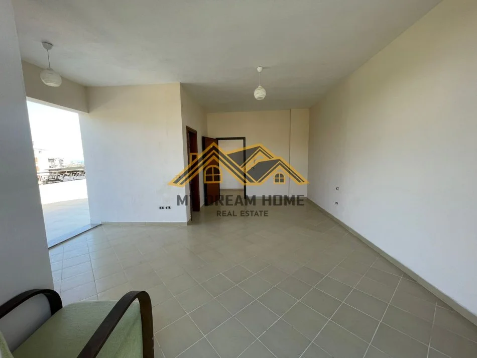 Durres, shitet garsonier 1+1+Ballkon Kati 6, 86 m² 65.000 € (SHKEMBI KAVAJES)