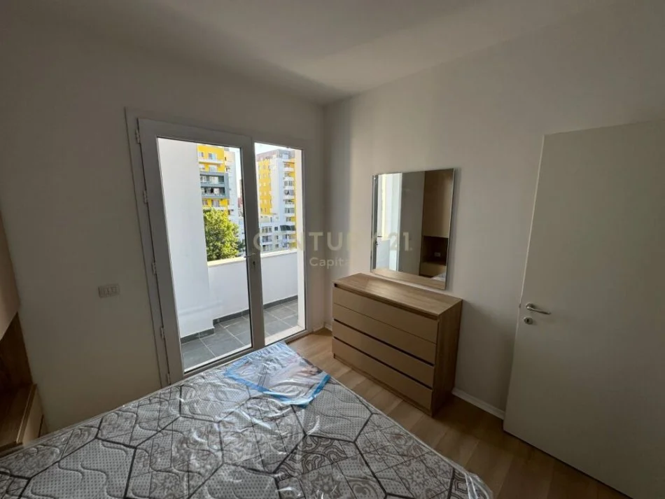 Tirane, jepet me qera apartament 1+1+Ballkon Kati 6, 55 m² 550 € (Rruga Dritan Hoxha)