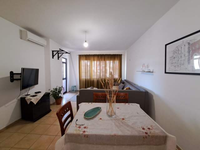 Tirane,Me qera apartament 1+1+BLK Kati 3, 70 m² 300€ (Teodor keko)