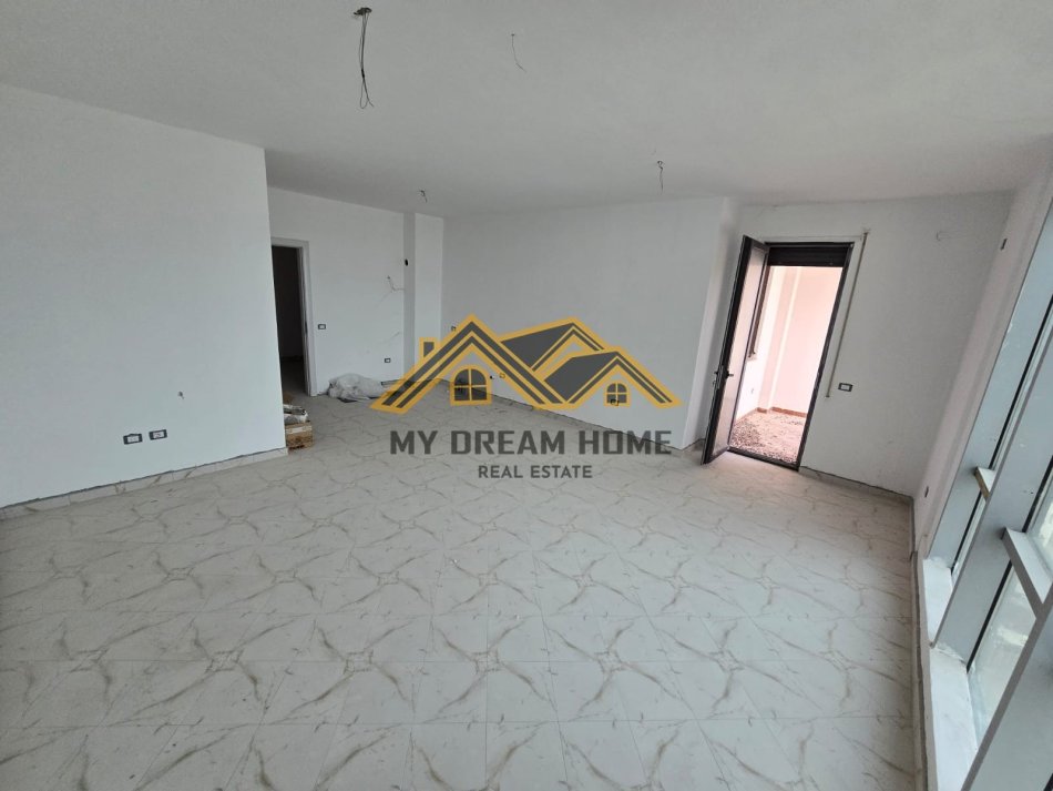 Durres, shitet apartament Kati 10, 95 m² 230.000 € (Vollga)