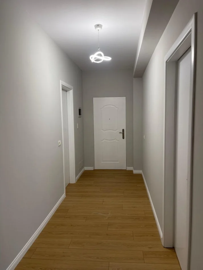 Tirane, shitet apartament 2+1 Kati 4, 89 m² 128.000 € (Bulevardi Migjeni ne Yzberisht)