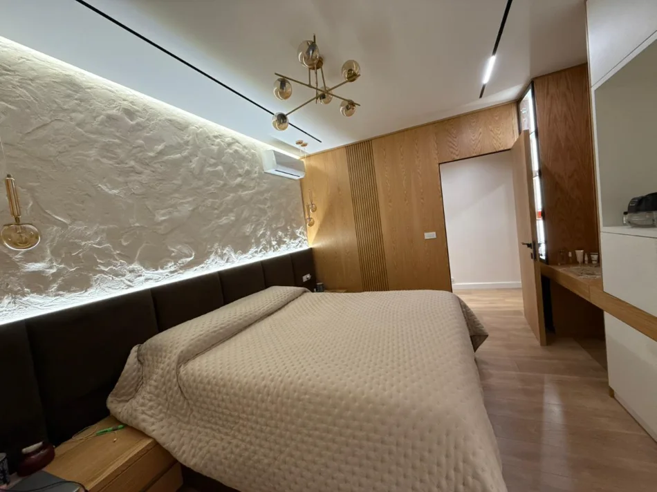 Tirane, shitet apartament 3+1 , 145 m² 450.000 € (Prane Taiwan)