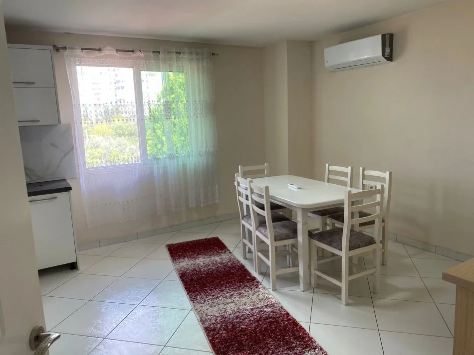 Tirane, jepet me qera apartament 2+1+Ballkon Kati 3, 140 m² 700 € (Don Bosko)