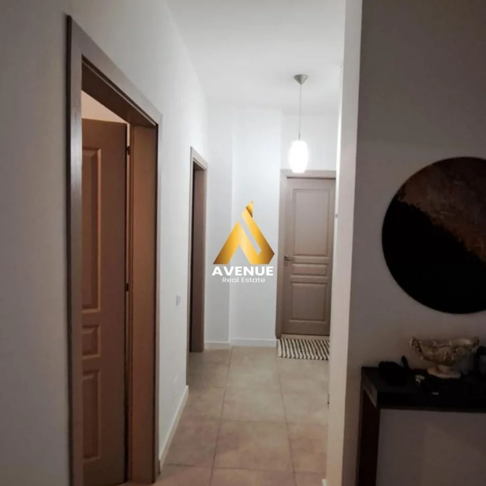 Tirane, shitet ne Fresk apartament 2+1+Ballkon Kati 8, 104 m² 143.000 € (Rruga shefqet kuka)