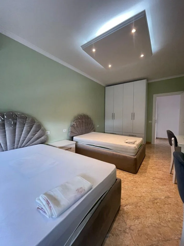 Tirane, jepet me qera apartament 2+1+Ballkon Kati 5, 100 m² 800 € (RRUGA DON BOSKO)