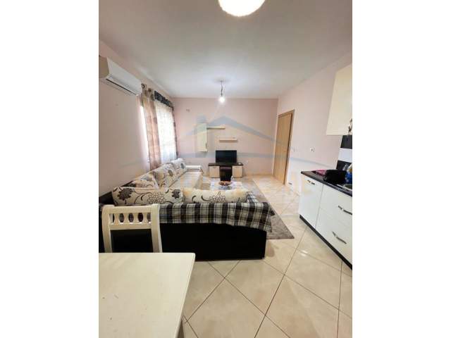 Tirane, ofert apartament Kati 8, 56 m² 60.000 Euro (KTHESA E KAMZES)