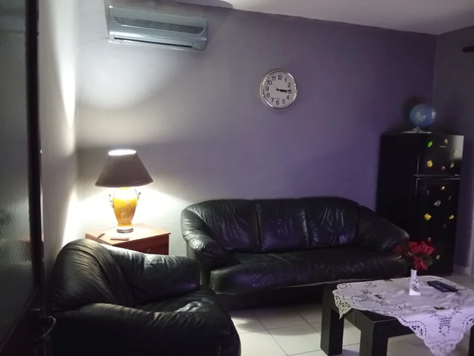 Tirane, jepet me qera apartament 2+1 , 67 m² 750 € (21 Dhjetori)