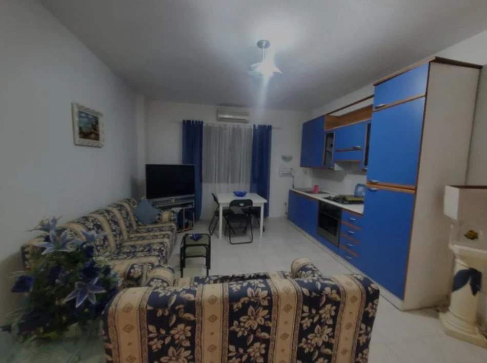 Durres, shitet apartament 1+1+Ballkon Kati 4, 65.000 € 