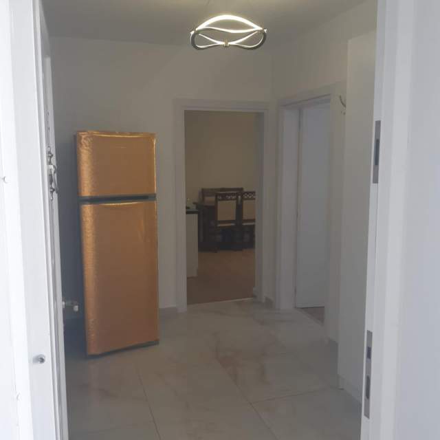 Tirane, shitet apartament 1+1 Kati 5, 57 m² 80.000 Euro (Rruga Bardhyl)