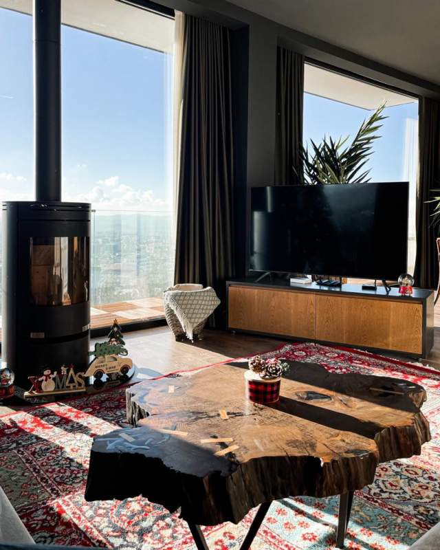 Tirane, jepet me qera apartament 2+1 Kati 3, 150 m² 2.500 Euro (Restaurant Muraga/Fresk)