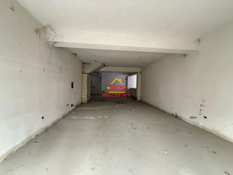 Vlore, shitet ambjent biznesi Kati 0, 118 m² (Rruga Lef Sallata)