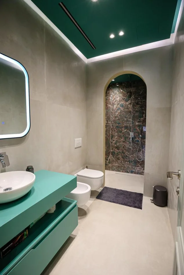 Tirane, shitet apartament duplex 2+1+Aneks+Ballkon Kati 1, 187 m² 480.000 € (Kodra e Diellit)