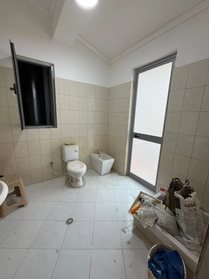 Tirane, shitet apartament 1+1 Kati 7, 63 m² (Shkolla 17 shkurti)