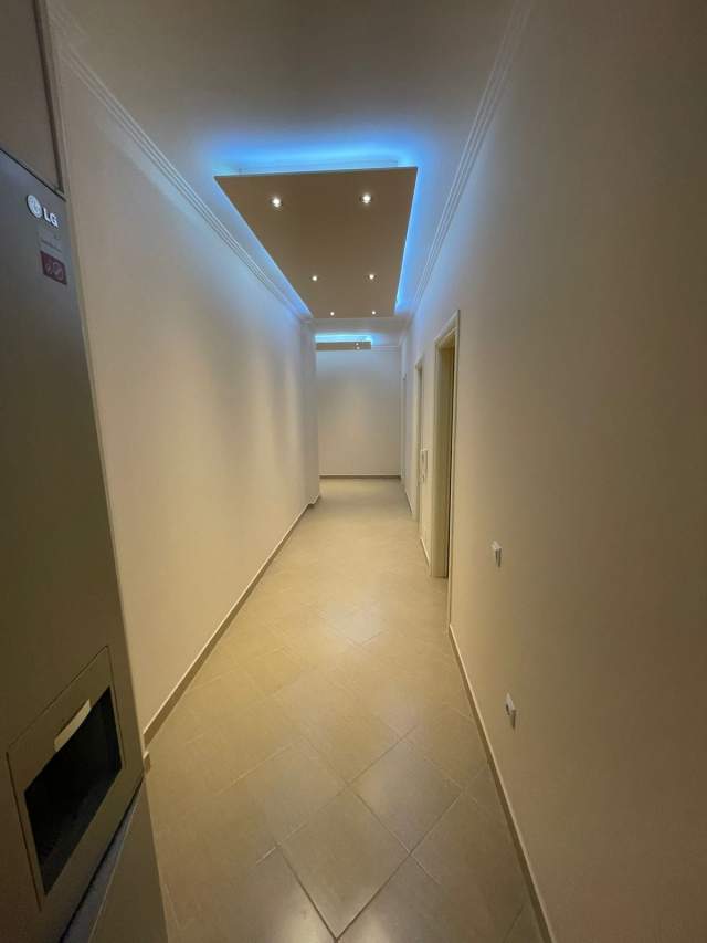 Tirane, jepet me qera apartament 2+1+A+BLK Kati 3, 100 m² 450 Euro (Fresk)