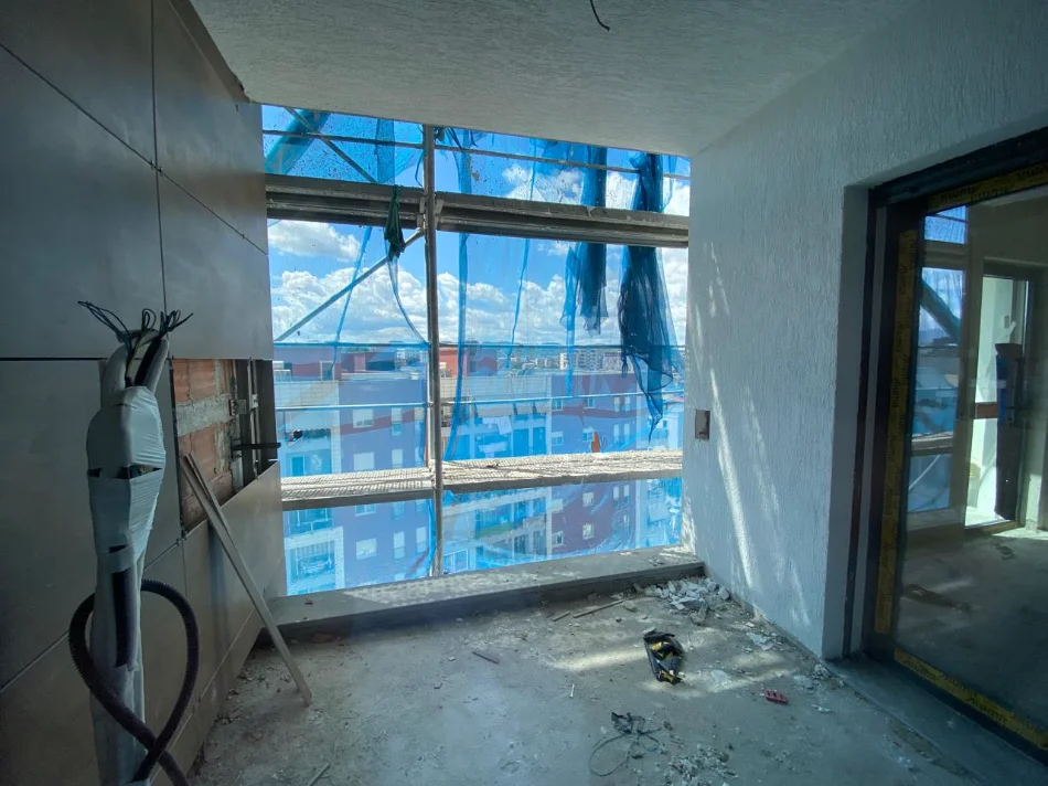 Tirane, shitet apartament 2+1+Ballkon Kati 7, 124 m² 254.000 € (Rruga Don Bosko)