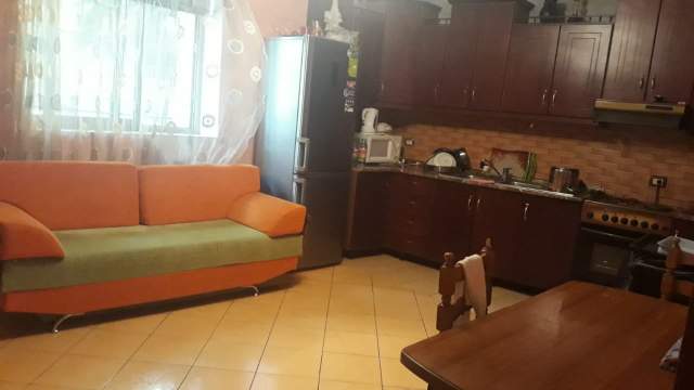 Elbasan, shitet shtepi 329 m² 115.000 Euro