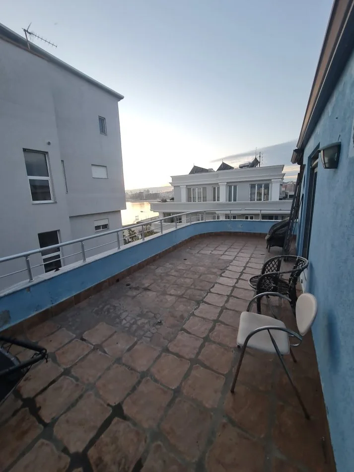 Durres, shitet apartament 2+1+Ballkon Kati 5, 92 m² 150.000 € (PLAZH DURRES!)