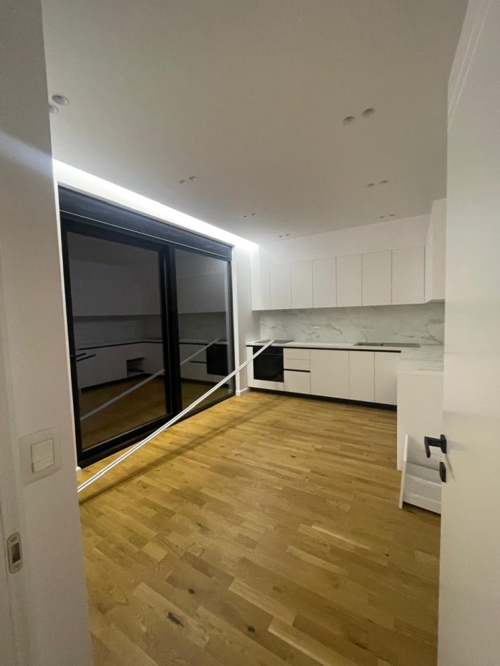 Tirane, jepet me qera Vile 2 Katshe , 280 m² 3.000 € (TEG)