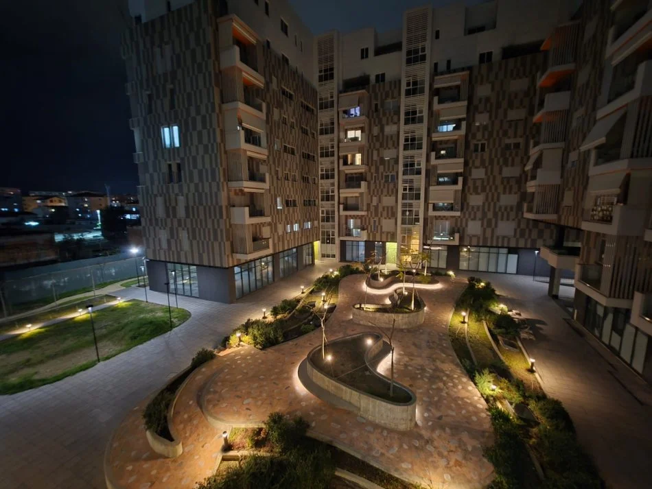 Tirane, jepet me qera apartament 2+1 Kati 4, 100 m² 900 € (Ring Center Zogu i Zi)