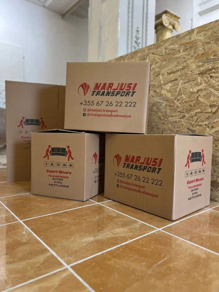 Tirane,Shiten Kuti Paketimi