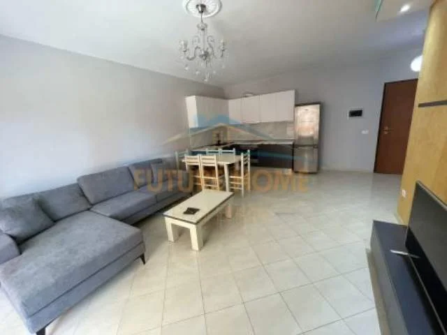 Tirane, jepet me qera apartament 1+1+BLK Kati 1, 78 m² 650 Euro (Rruga e Kavajes)