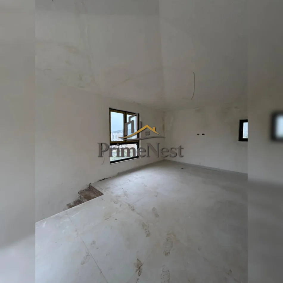 Shitet Vile 2 Katshe , 175 m² Qeparo