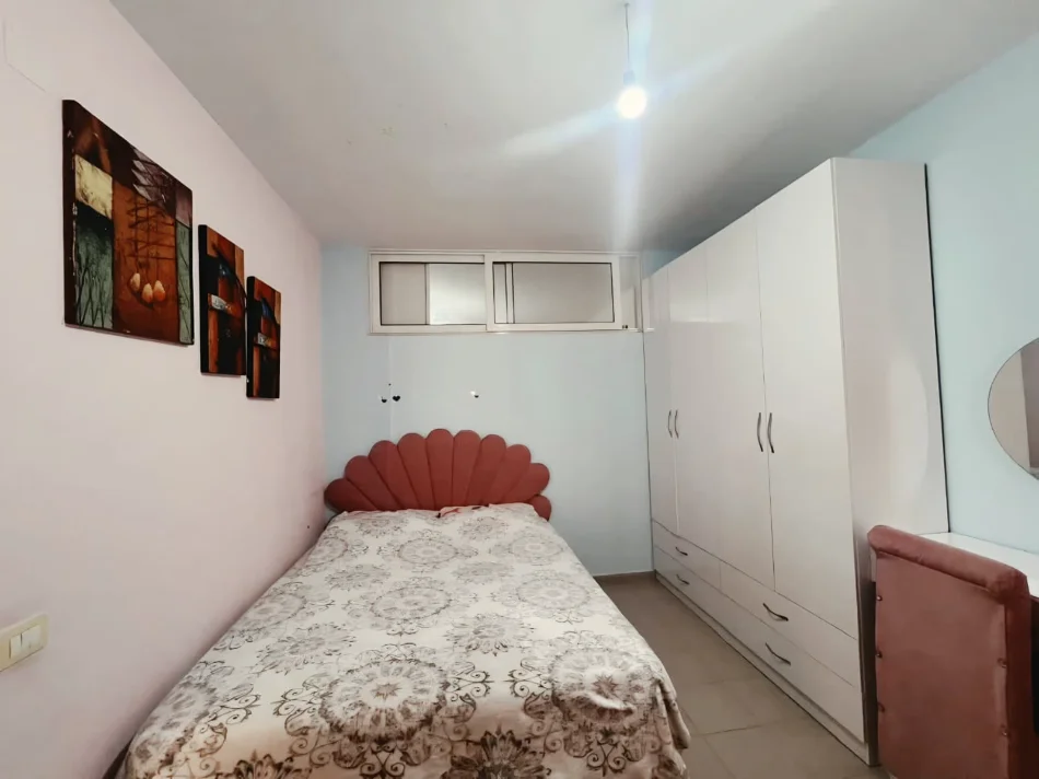 Tirane, jepet me qera apartament 2+1+Aneks+Ballkon Kati 4, 500 € (Casa Italia , kashar)