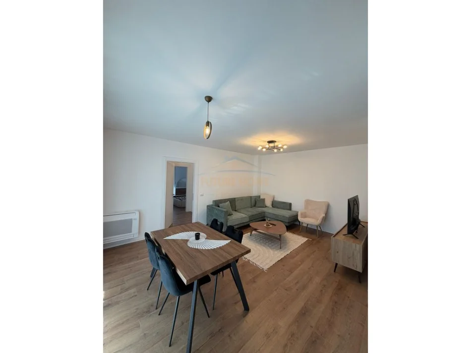 Tirane, jepet me qera apartament 2+1+2 Kati 1, 110 m² 700 € (AKSES TIRANA , Ish Dogana)
