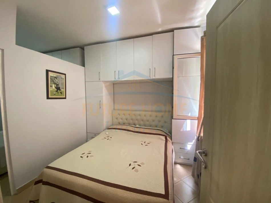 Tirane, shes apartament 2+1 Kati 3, 88 m² 130.000 € (Rruga Sali Nela)