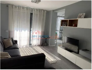 Tirane, jepet me qera apartament 2+1+Ballkon Kati 6, 93 m² 650 € (Rruga Ndre Mjeda)