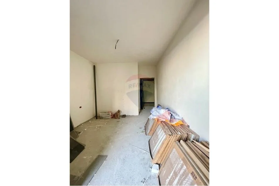Tirane, shitet apartament 2+1+Ballkon Kati 4, 105 m² 235.000 € (Muhedin Llagani)