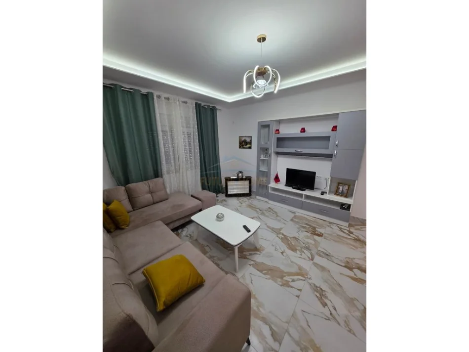 Tirane, jepet me qera apartament 2+1 Kati 2, 100 m² 600 € (ALIDEMI)