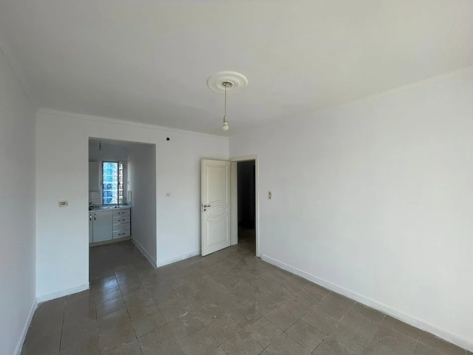 Tirane, shitet apartament 1+1+Aneks+Ballkon Kati 5, 53 m² 66.000 € (Ali Demi)