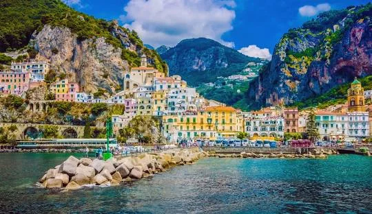 Tirane, oferte City-tour | Vizita qytetesh Paketa: KAPRI – AMALFI – POSITANO – NAPOLI