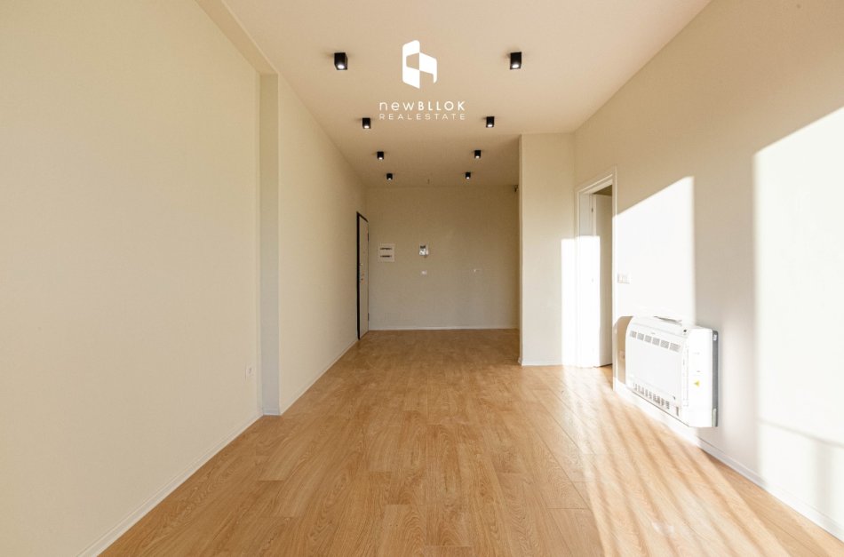 Tirane, jepet me qera ambjent biznesi Kati 18, 77 m² 85,000All/Muaj || (Rruga e Kavajes, Garden Building)