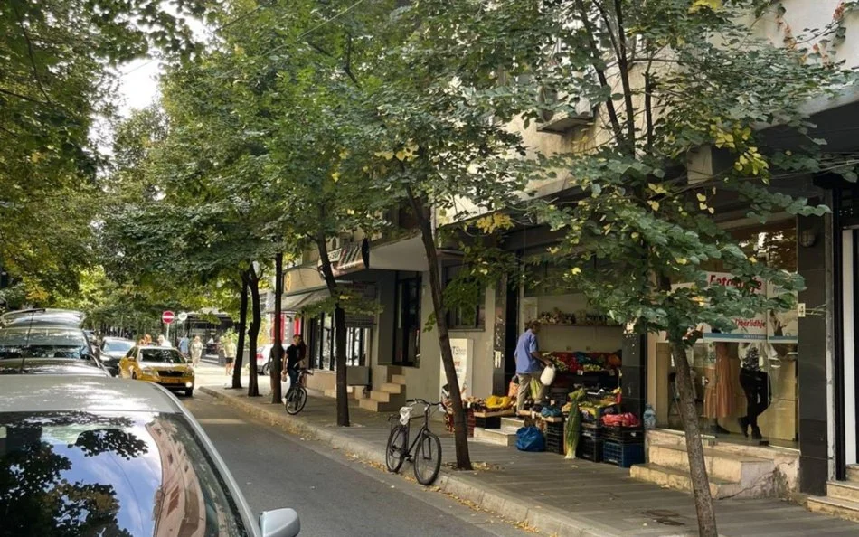 Tirane, jepet me qera apartament 2+1 Kati 6, 115 m² 800 € (Prane Sheshit Willson)