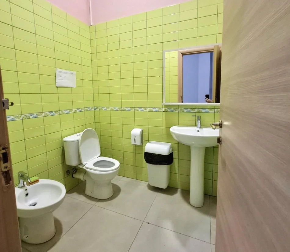 Me Qera: Ambient (340m2) 📍BLLOK - Alb Market | 4,000€/muaj || Plotesisht Private