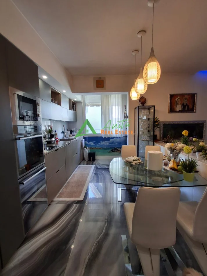 Tirane, shitet apartament 3+1 Kati 3, 128 m² 290.000 € (Komuna e Parisit)