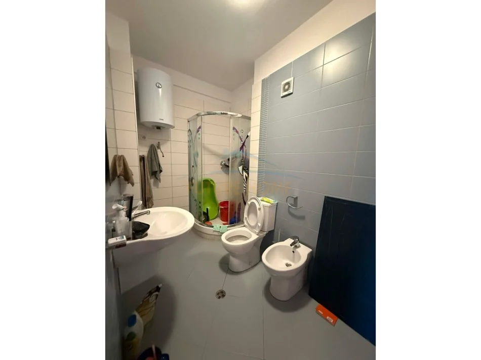Tirane, shitet apartament 2+1 Kati 6, 106 m² 164.000 € (rr.Besim Alla)