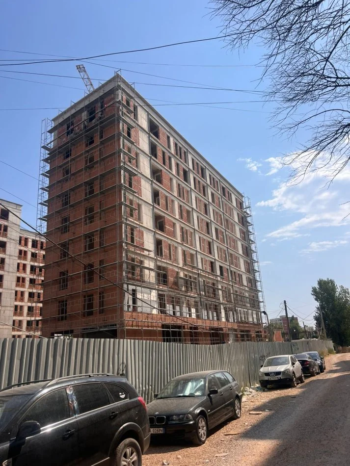 Tirane, shitet apartament 2+1 Kati 2, 89 m² 115.830 € (aos construction)