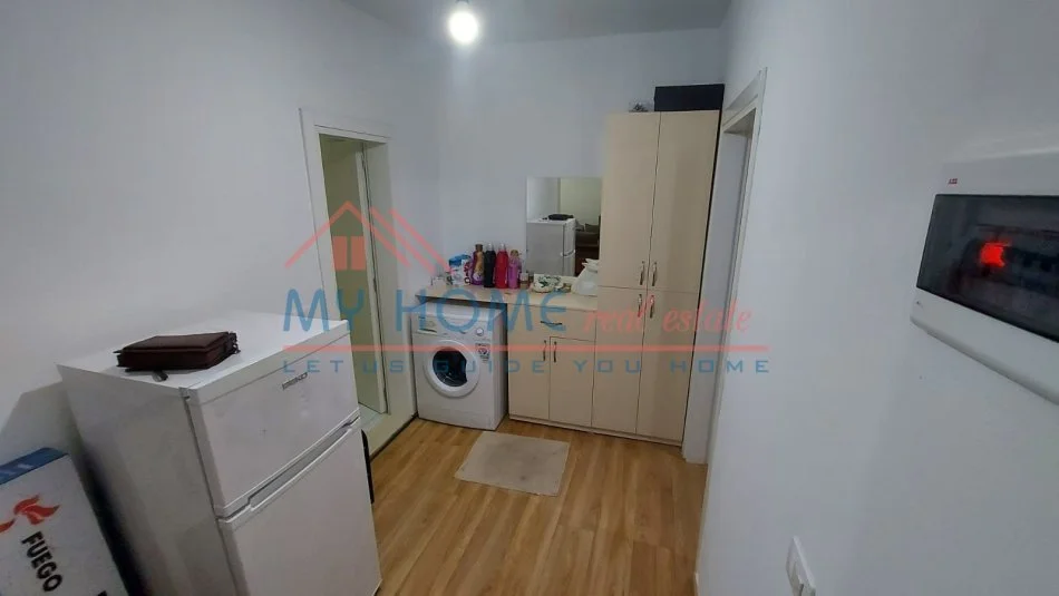 Tirane, shitet apartament 1+1+Aneks+Ballkon, Kati 4, 60 m² 77,000 € (Shkolla e Bashkuar)