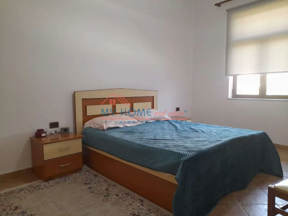 Tirane, jepet me qera apartament 2+1+Ballkon Kati 5, 80 m² 600 € (Bulevardi Bajram Curri)