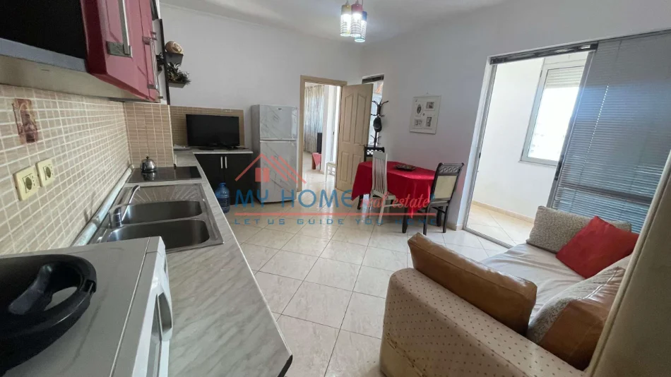 Tirane, jepet me qera apartament 2+1+Ballkon Kati 9, 110 m² 700 € (Bulevardi Zogu I)