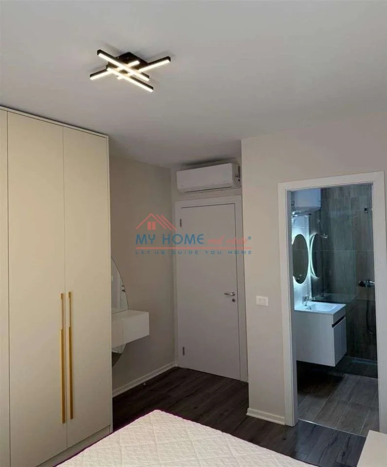 Tirane, jepet me qera apartament 2+1+Ballkon Kati 8, 103 m² 880 € (Don Bosko)