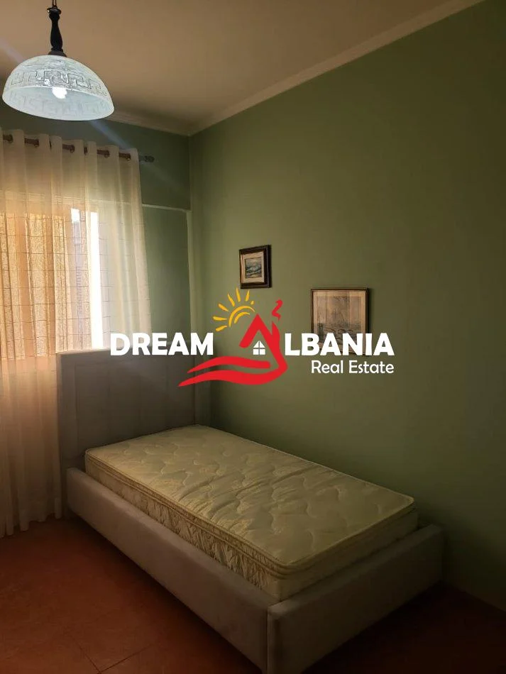 Tirane, jepet me qera apartament 2+1 Kati 9, 105 m² 650 € (tek Komuna e Parisit, prane Kika 2)