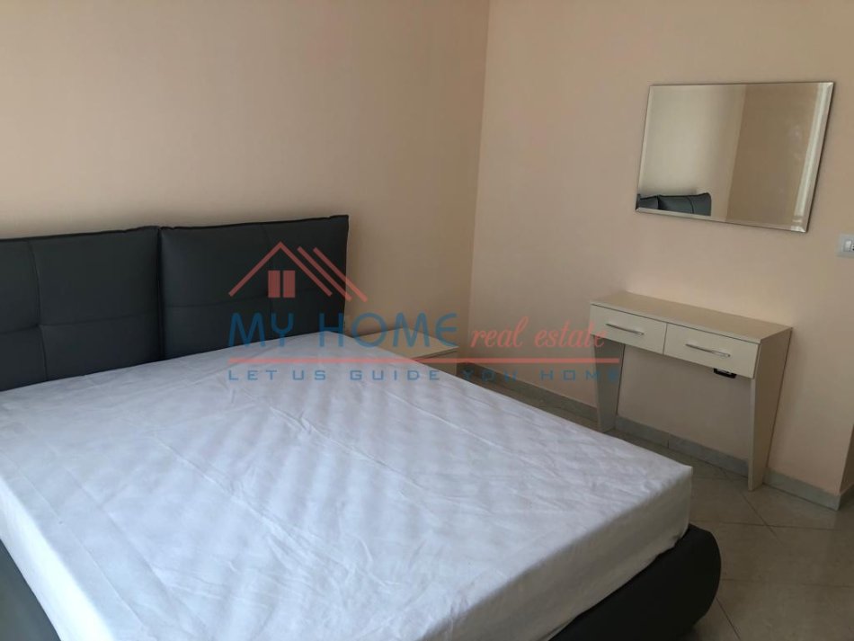 Tirane, jepet me qera apartament 2+1+Ballkon Kati 6, 98 m² 700 € (Bulevardi Gjergj Fishta)
